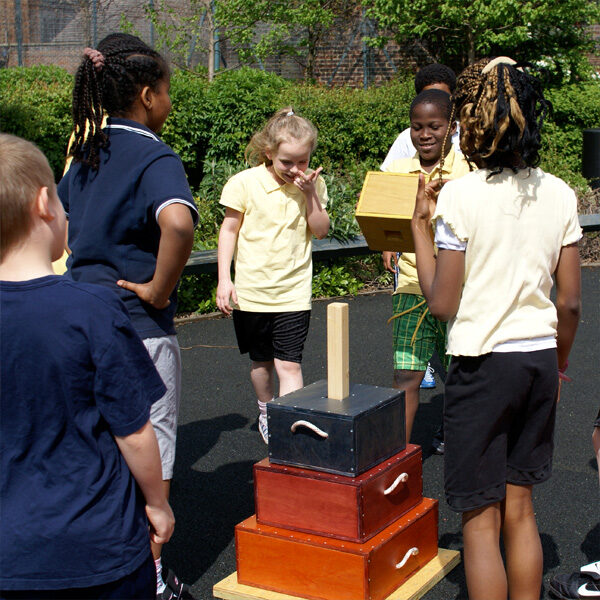 KS2 pupils improving cooperation and empathy during team tasks